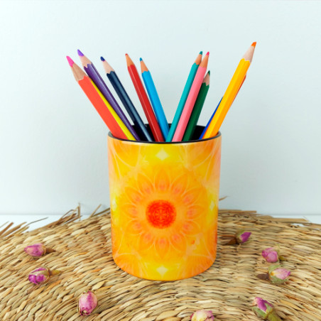 Living with one's soul Pencil holder