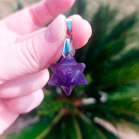 Pendentif Merkaba en améthyste