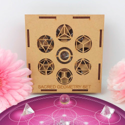 8 Platonische Körper aus Bergkristall