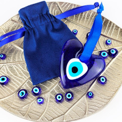 Blaues Auge Herz