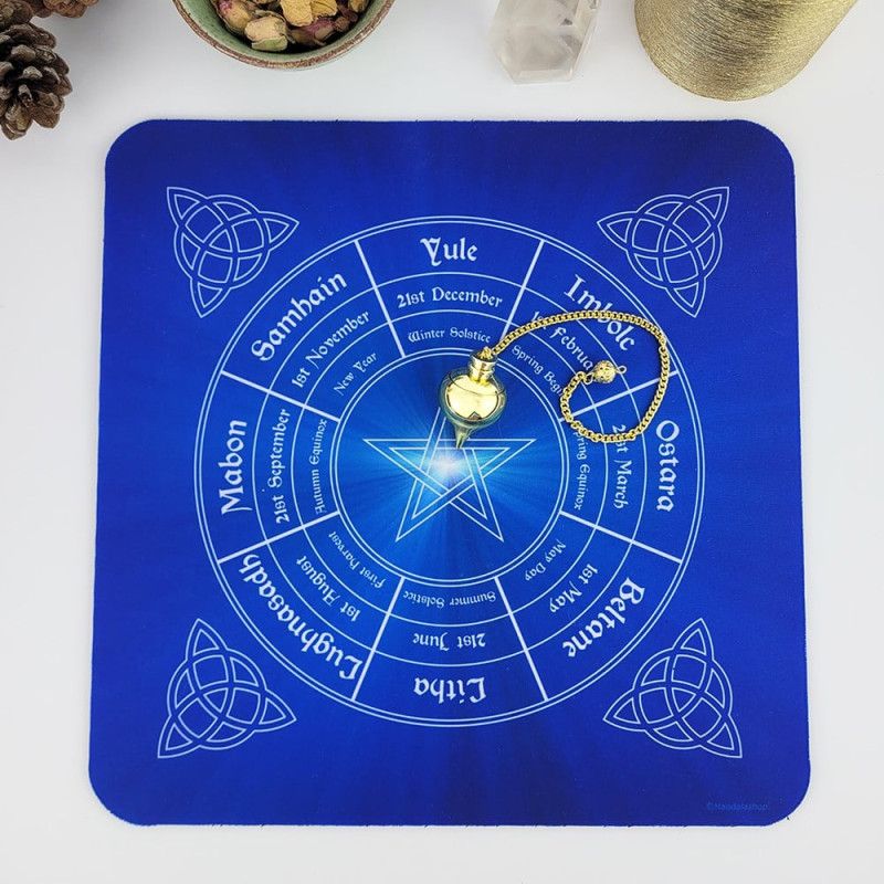 Alfombra para péndulo rueda del año Wicca