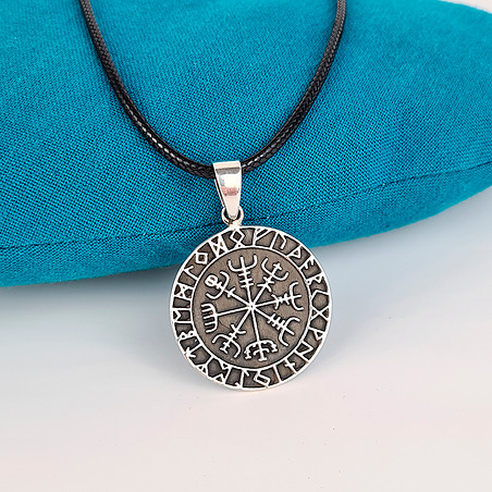 Vegvisir pendant in 925 silver