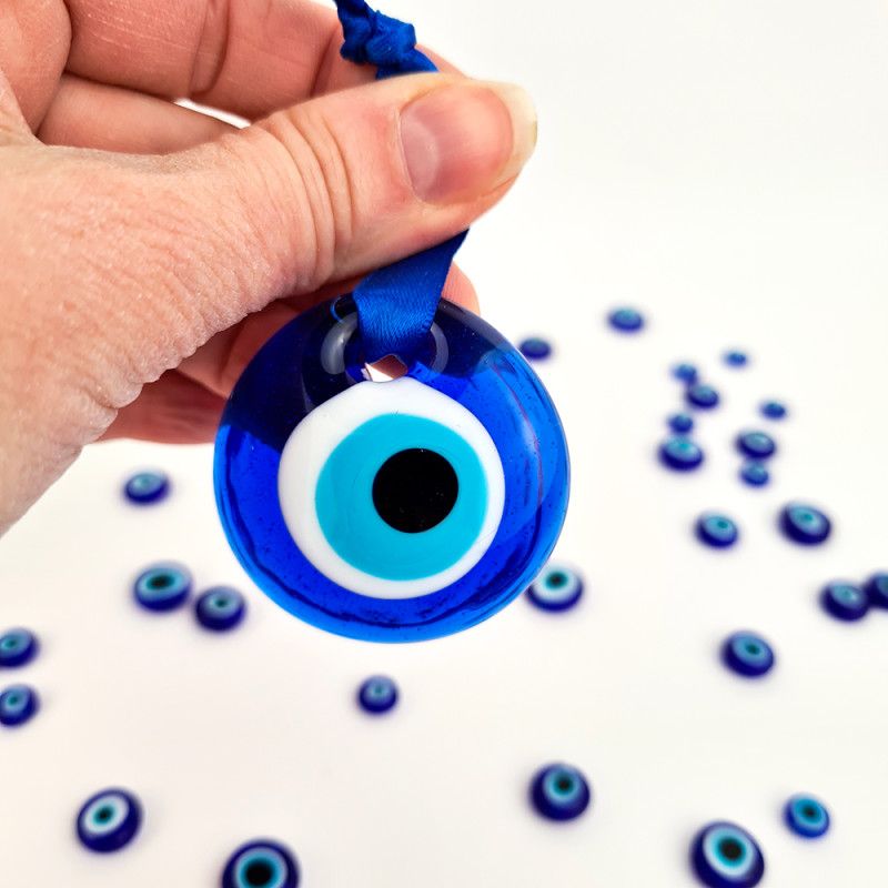 Blaues Auge Türkisch rund