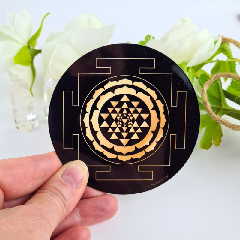 Disque harmonisant Sri Yantra (fond noir)