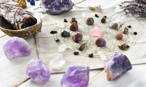 Crystal grid: all you need to know