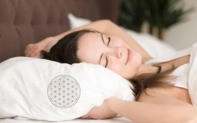 Sleeping with the Flower of Life: study of the effects